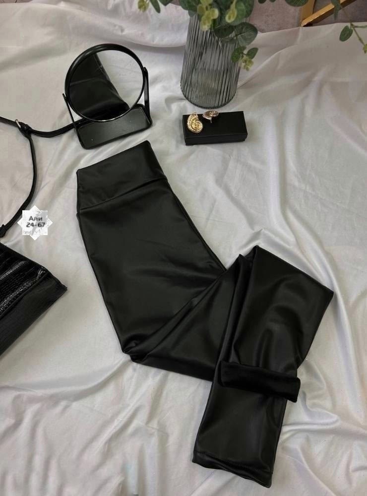 женские леггинсы из экокожи,леггинсы из экокожи,спортивные легинсы из экокожи,кожаные лосины,кожаные лосины женские