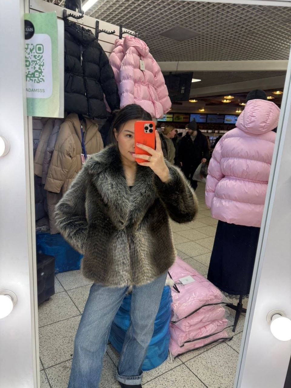 шуба из чернобурки,полушубок из чернобурки,чернобурка шуба,шуба из чернобурой лисы,чернобурка шуба снежная королева