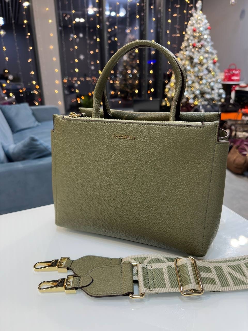 сумка coccinelle,сумка coccinelle arlettis,сумка женская coccinelle,сумка,сумка coccinelle arlettis signature