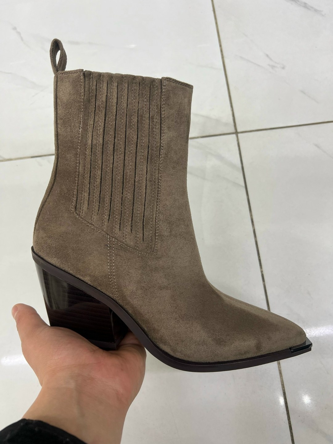 ,ботильоны казаки,ботильоны женские,замшевые казаки,казаки женские