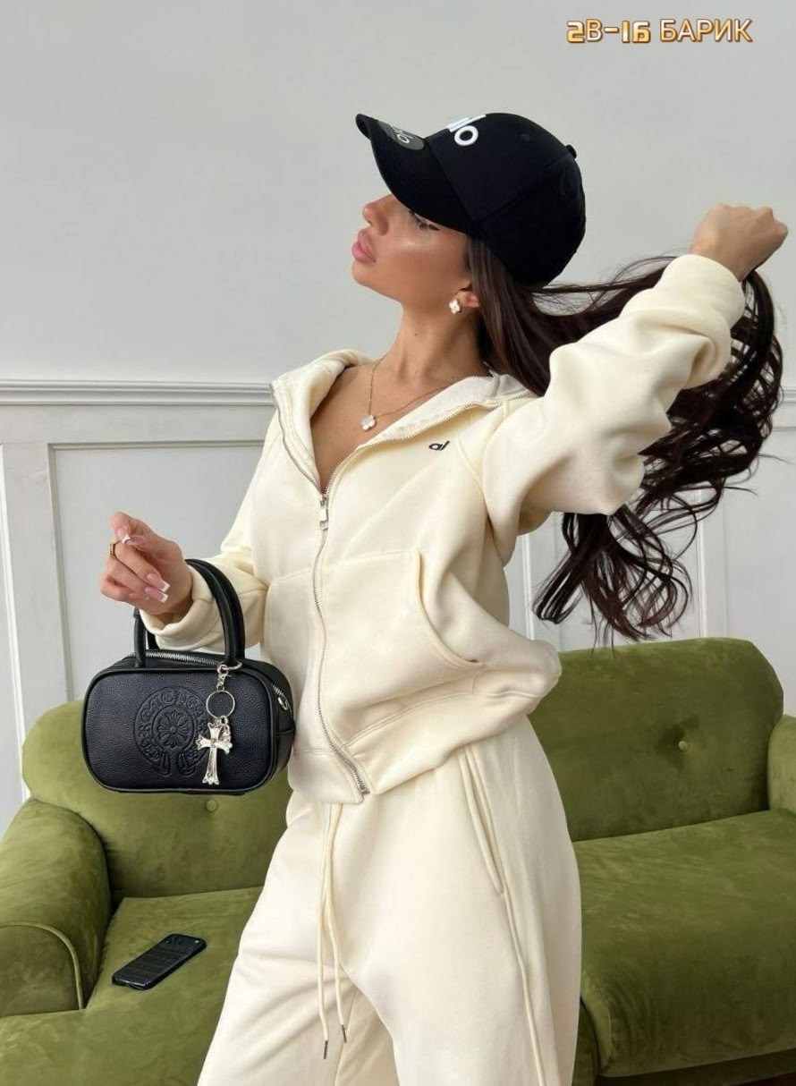 спортивные костюмы на флисе,спортивный костюм,костюм на флисе,костюм женский на флисе,стильный костюм