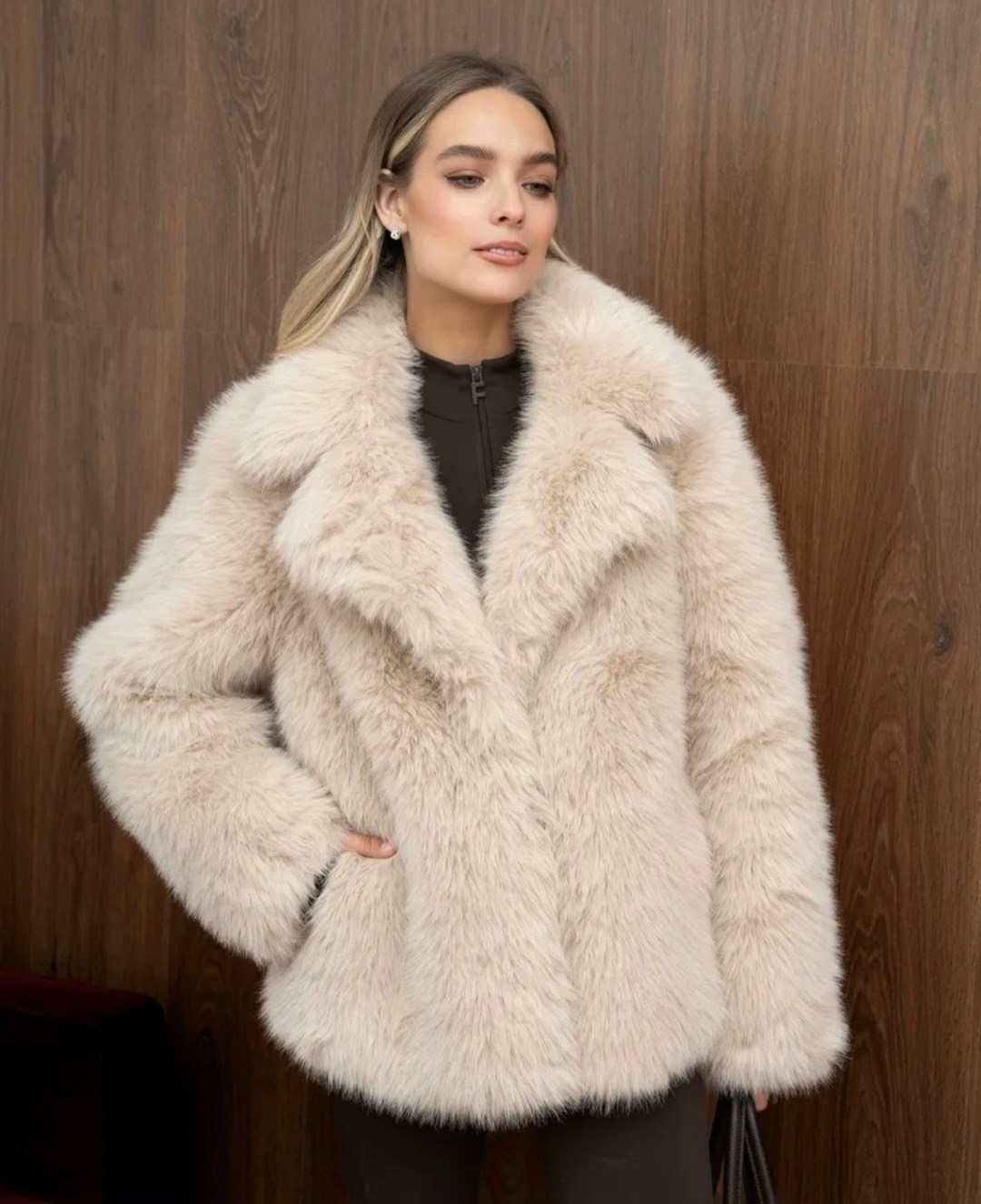 шуба искусственная,шуба искусственная из экомеха,шуба искусственная короткая rvb store,шуба из искусственного меха,шуба искусственная зимняя
