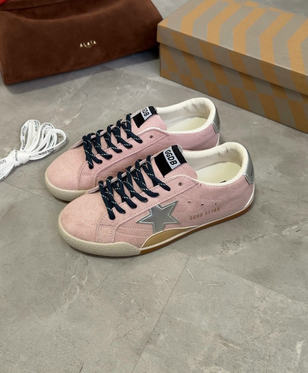,лаковые кроссовки golden goose,кеды golden goose,кроссовки golden goose,golden goose sneakers
