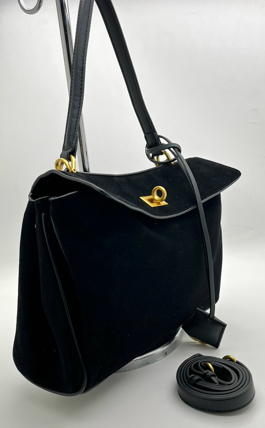 сумка в образе balenciaga размер 35 х 25 x 10 см замша,замшевая сумка,сумка женская натуральная замша,сумка женская замшевая,сумка замшевая коричневая