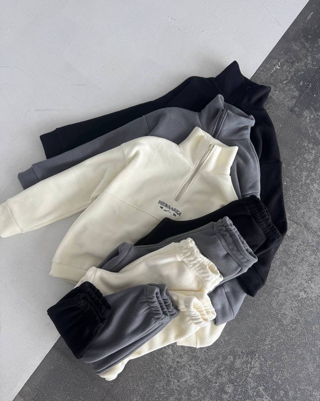 костюм женский на флисе,костюмы спортивные,теплый костюм,костюм из флиса,спортивные костюмы двойка