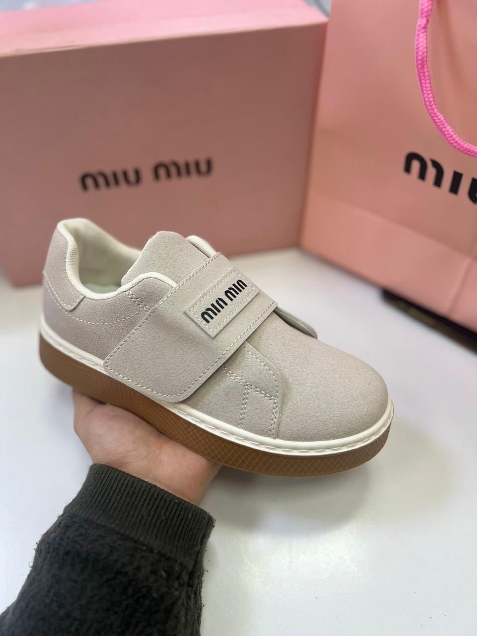 кеды miu miu женские,кроссовки miu miu женские,кеды miu miu,кроссовки miu miu,