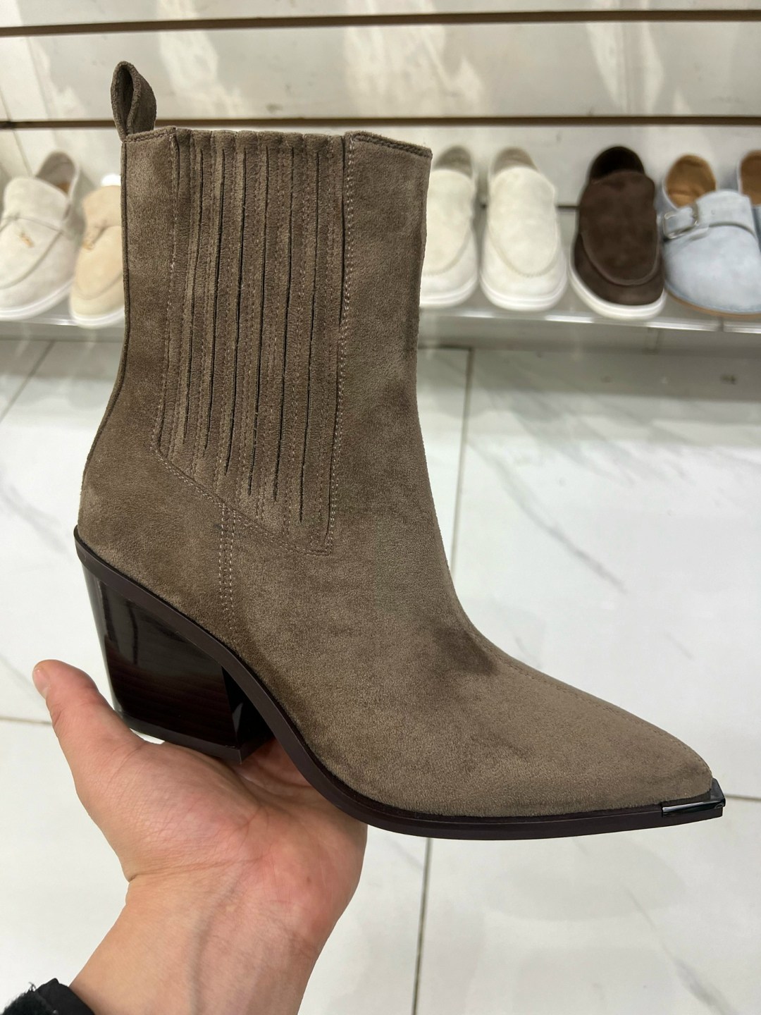 ,ботильоны казаки,ботильоны женские,замшевые казаки,казаки женские