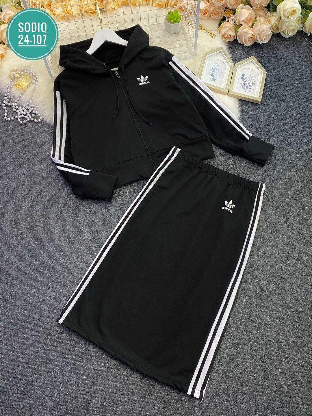 костюмы в спортивном стиле,спортивное платье,женские костюмы спортивные,adidas платье худи дресс,костюм из футера женский