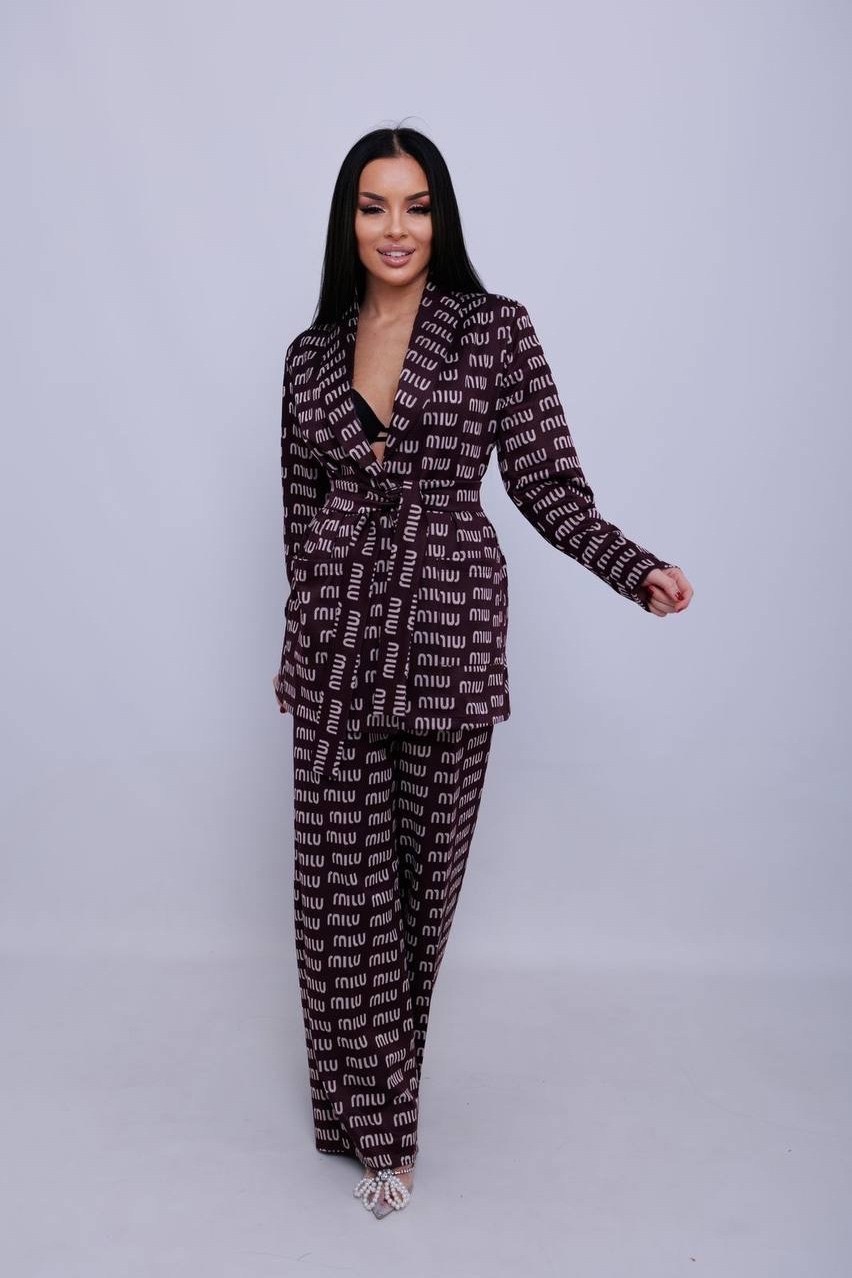 костюм двойка,женский костюм,костюм с брюками,женской одежды,трикотажный костюм