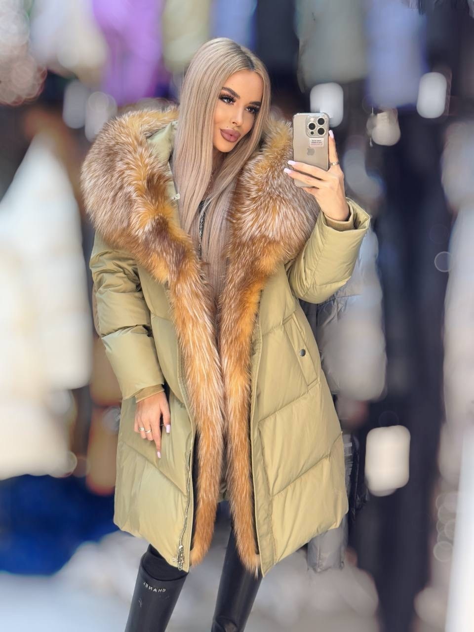 пуховик с мехом,пуховик с натуральным мехом,пуховик с мехом лисы,пуховик,пуховик женский
