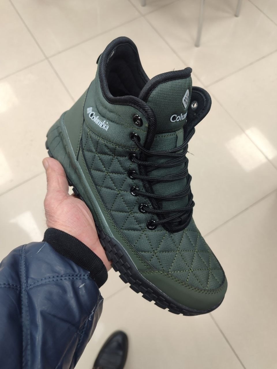 ботинки зимние columbia,,зимние кроссовки columbia,кроссовки мужские зимние columbia арт а402,кроссовки мужские зимние columbia