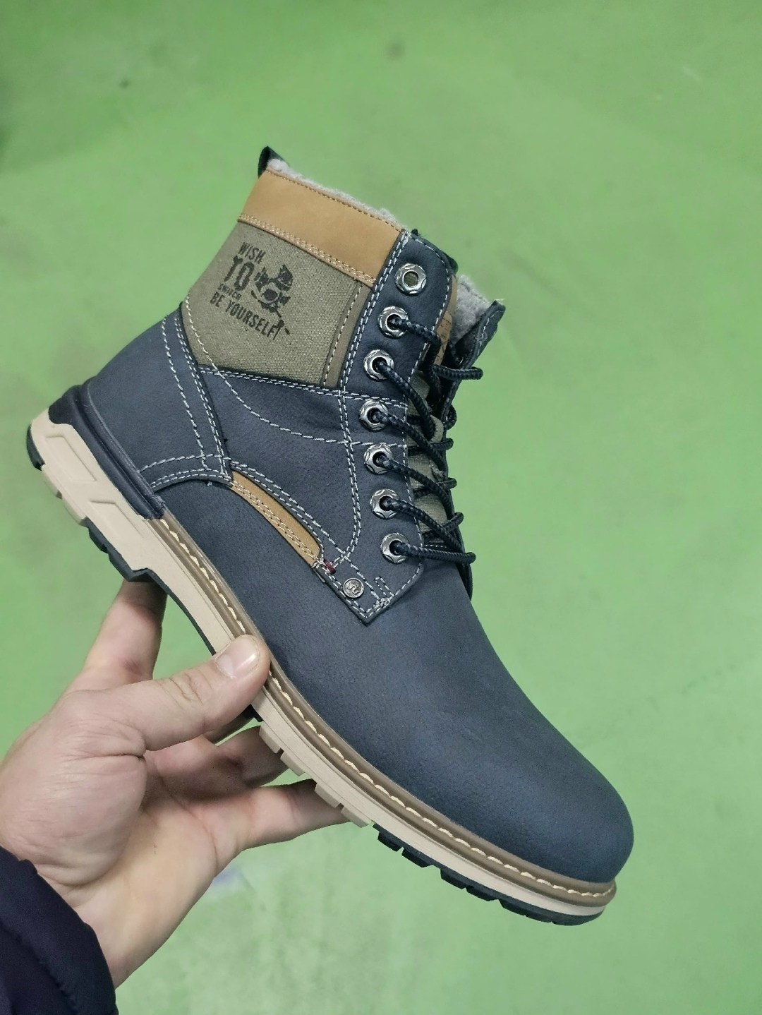 ботинки мужские зимние,,ботинки мужские,мужская зимняя ,мужские зимние кроссовки