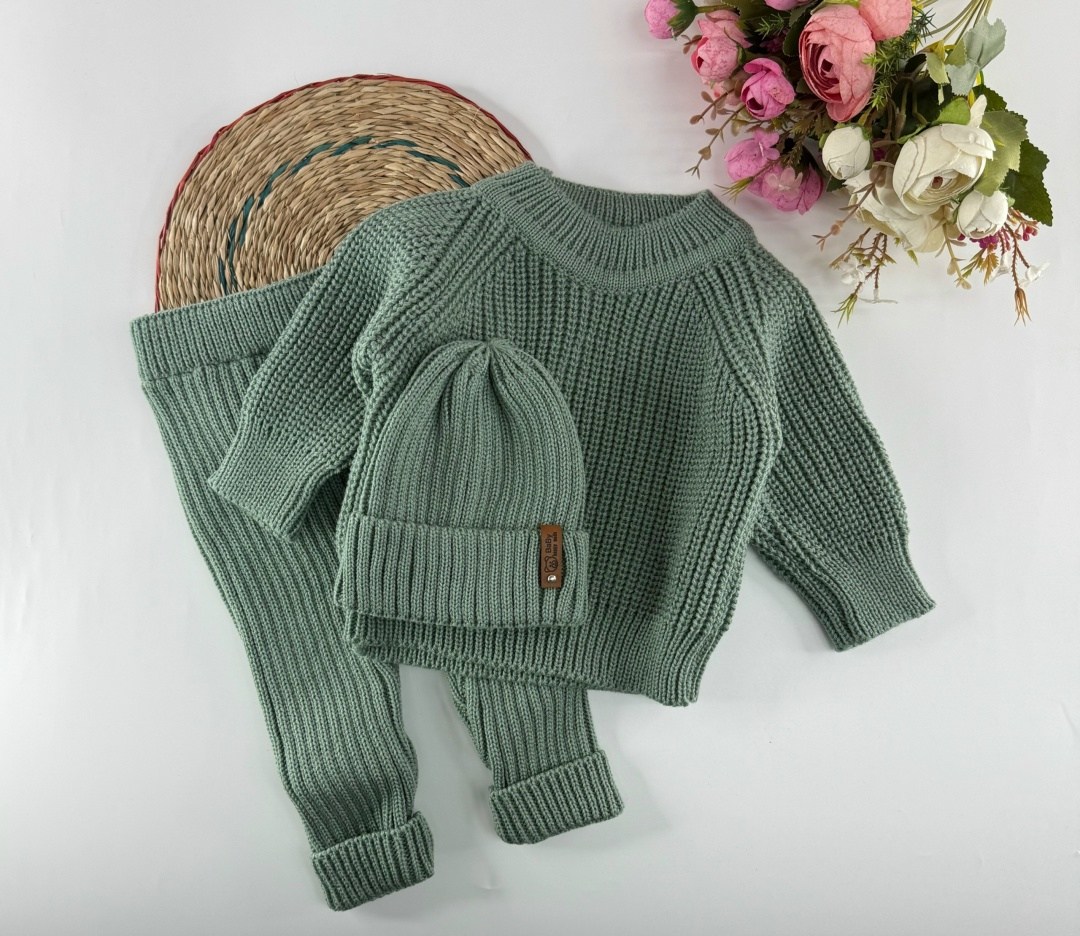 вязаный костюм для малыша,вязаный костюм детский,комплект вязаный,вязаные костюмы для новорожденных,детский костюм