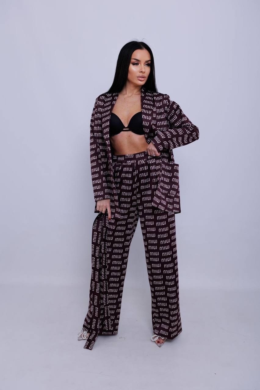 костюм двойка,женский костюм,костюм с брюками,женской одежды,трикотажный костюм