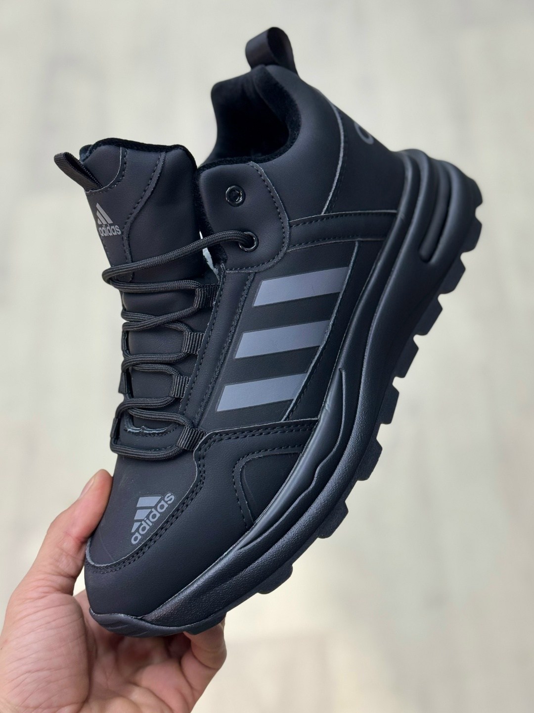 кроссовки мужские зимние adidas,кроссовки adidas зимние,кроссовки мужские зимние adidas gore tex,кроссовки мужские зимние,мужские кроссовки adidas