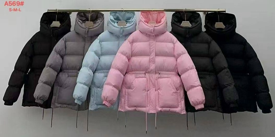 зимние куртки,зимняя женская куртка,женские пуховики,женская куртка-пуховик с капюшоном,куртка пуховик женская