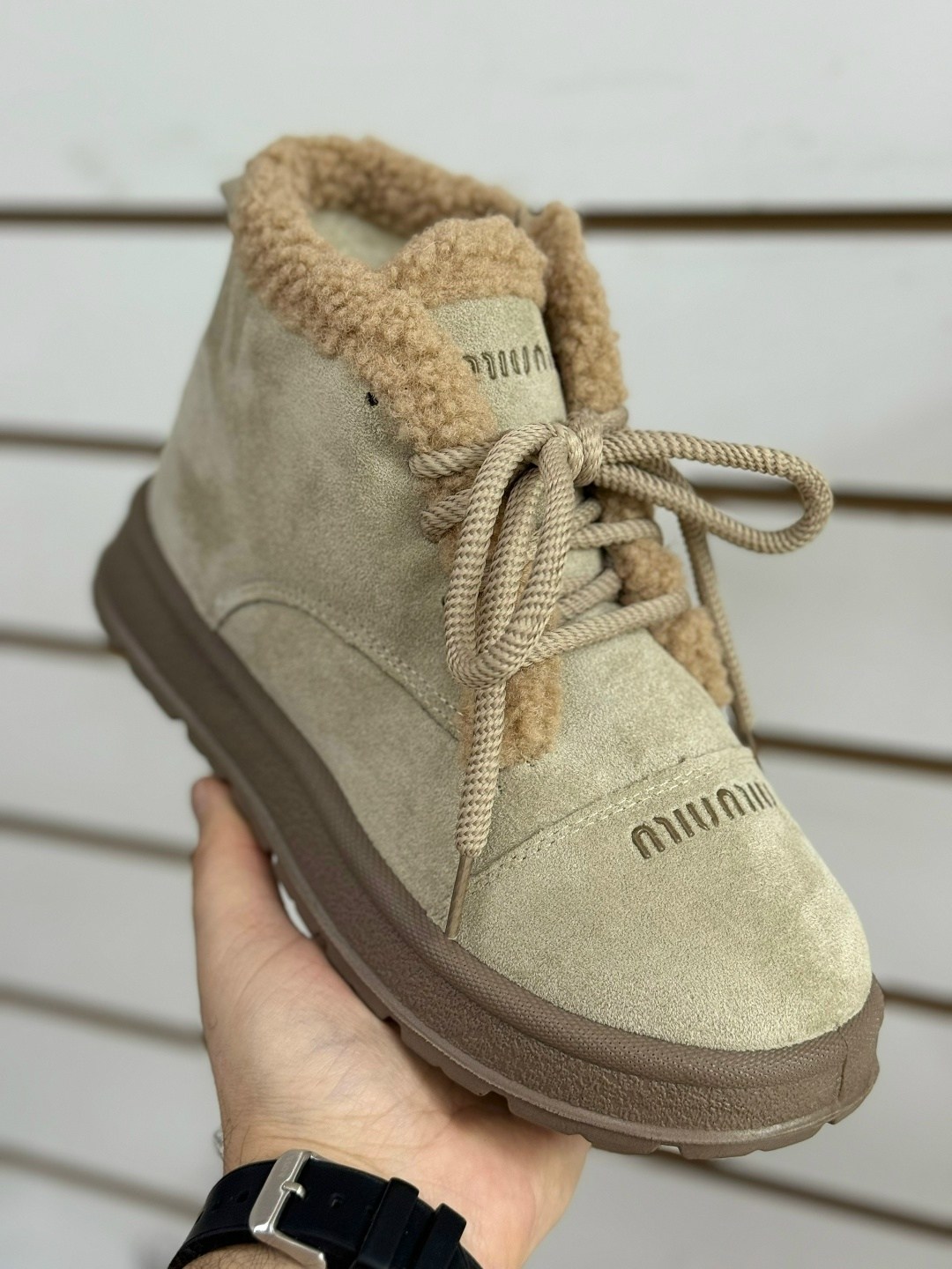 ,угги женские,женская ,короткие угги,женские зимние угги