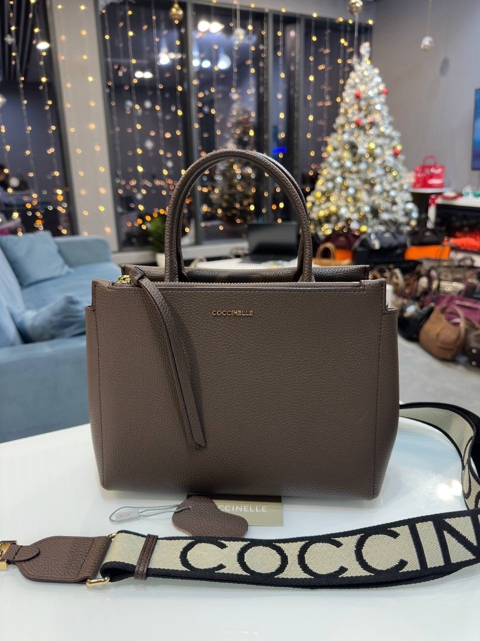 сумка coccinelle arlettis,сумка coccinelle,сумка coccinelle arlettis mini,женская сумка coccinelle,сумочка md5 arlettis e1 19 03 01 coccinelle черный