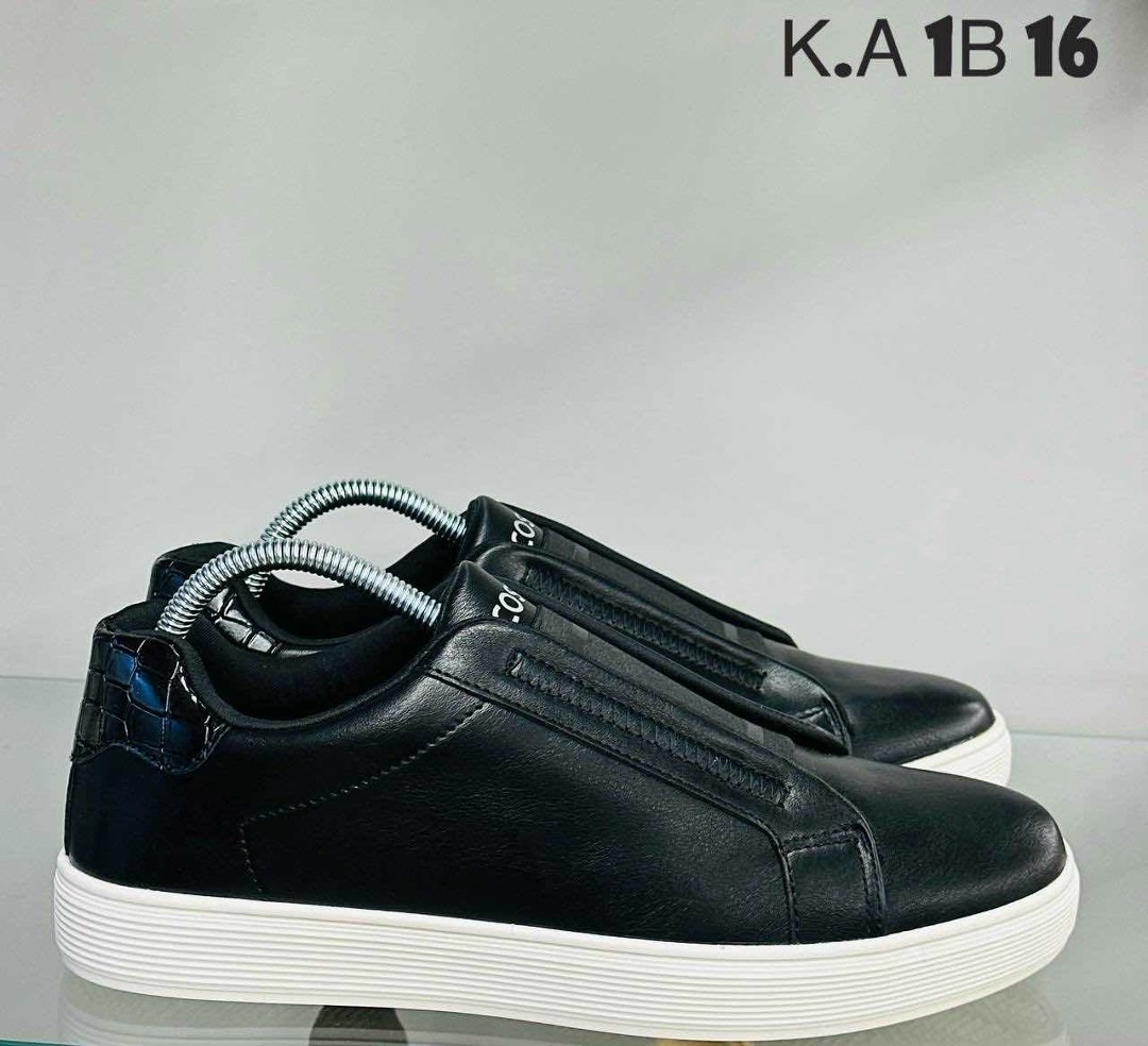 ,стильная ,мужские кроссовки,кроссовки для мужчин, мужская