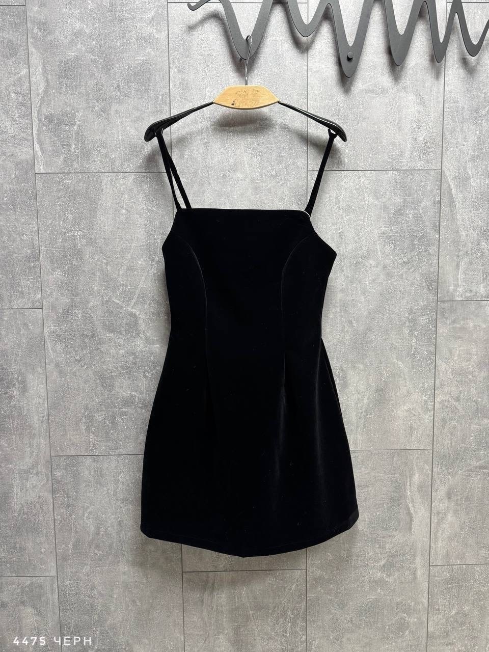 черное платье,короткое платье,платье короткое на бретельках,платья мини,платье на бретелях