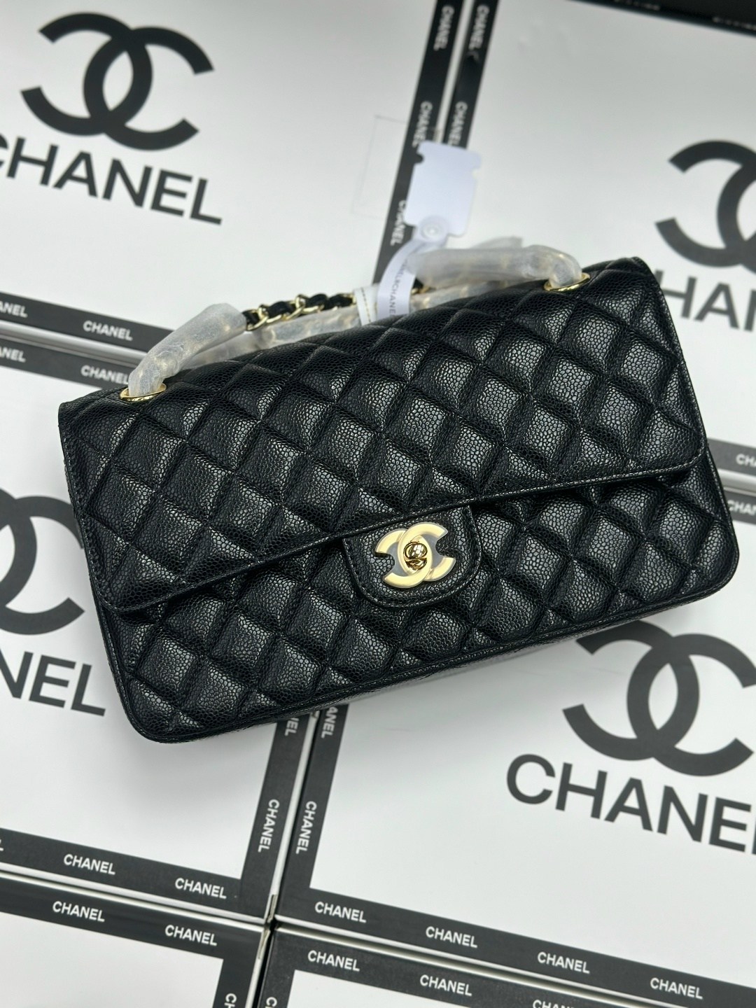 сумка chanel,женская сумка chanel,сумка шанель,chanel classic flap bag,сумка шанель оригинал