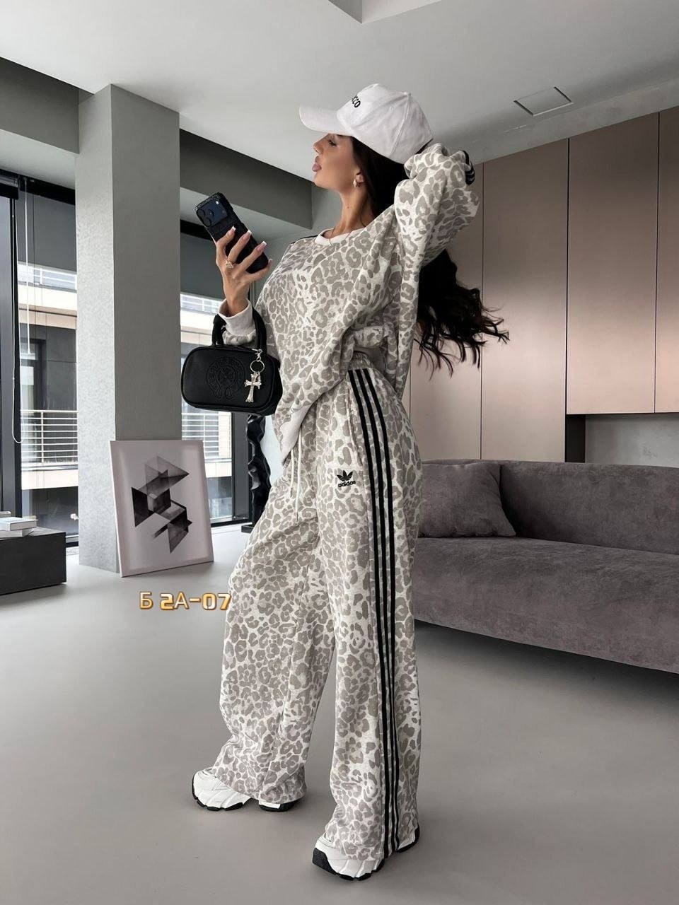 модные костюмы,спортивные костюмы женские,спортивные костюм,костюмы женские,