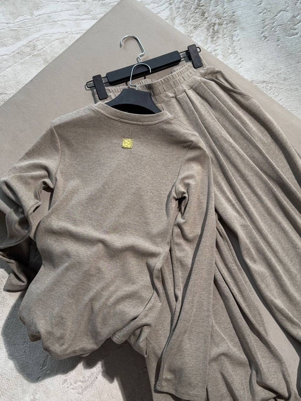 брючные женские костюмы,трикотажные костюмы,костюм с брюками палаццо,женский костюм,женский трикотажный костюм