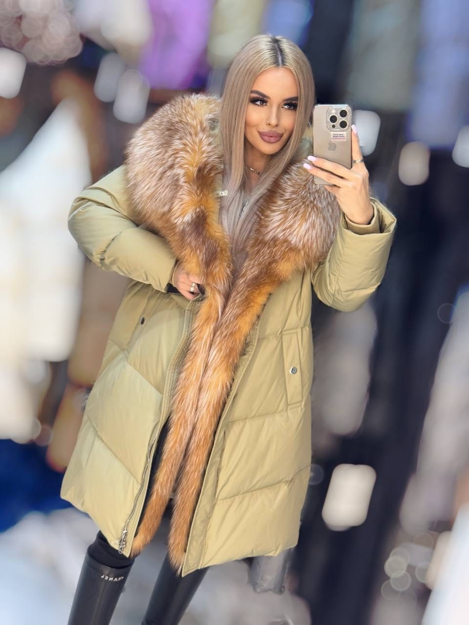пуховик с мехом,пуховик с натуральным мехом,пуховик с мехом лисы,пуховик,пуховик женский
