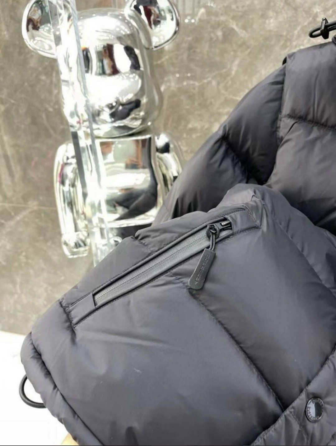 пуховик burberry,пуховик moncler мужской,мужской пуховик burberry,пуховик-трансформер burberry,мужские пуховики