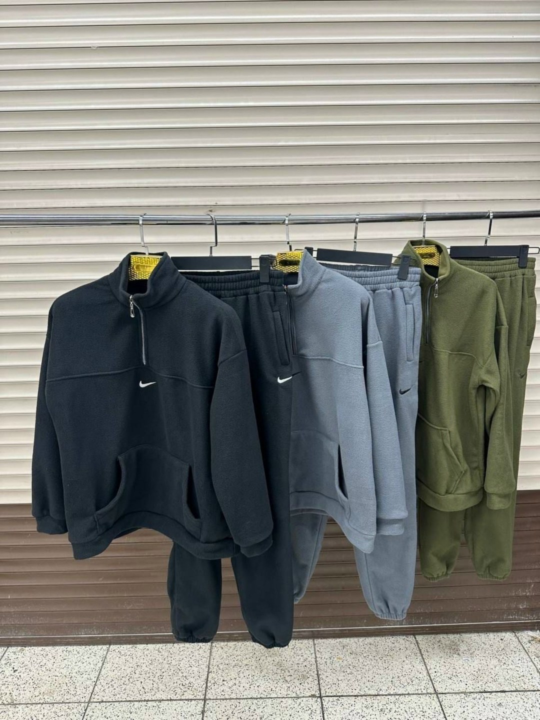 спортивный костюм на флисе nike,флисовый костюм nike,спортивный костюм nike,зимний спортивный костюм nike на флисе,зимний портивный костюм nike на флисе