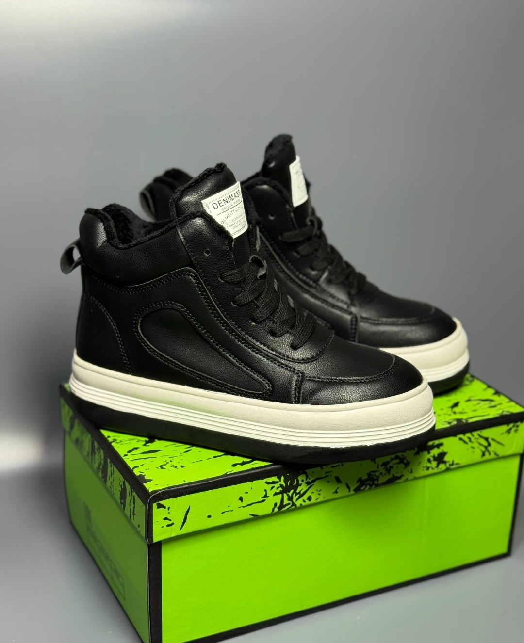 ,высокие кроссовки,кроссовки женскиe,массивные кроссовки, женская