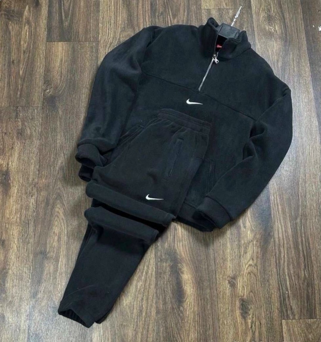 спортивный костюм на флисе nike,флисовый костюм nike,спортивный костюм nike,зимний спортивный костюм nike на флисе,зимний портивный костюм nike на флисе