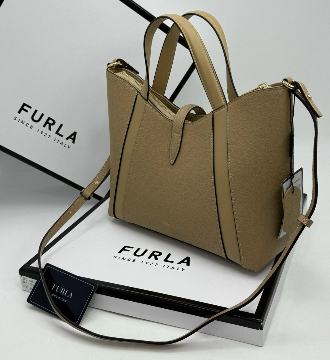 сумка furla,женская сумка furla,сумка тоут furla,сумка фурла,furla vittoria сумка