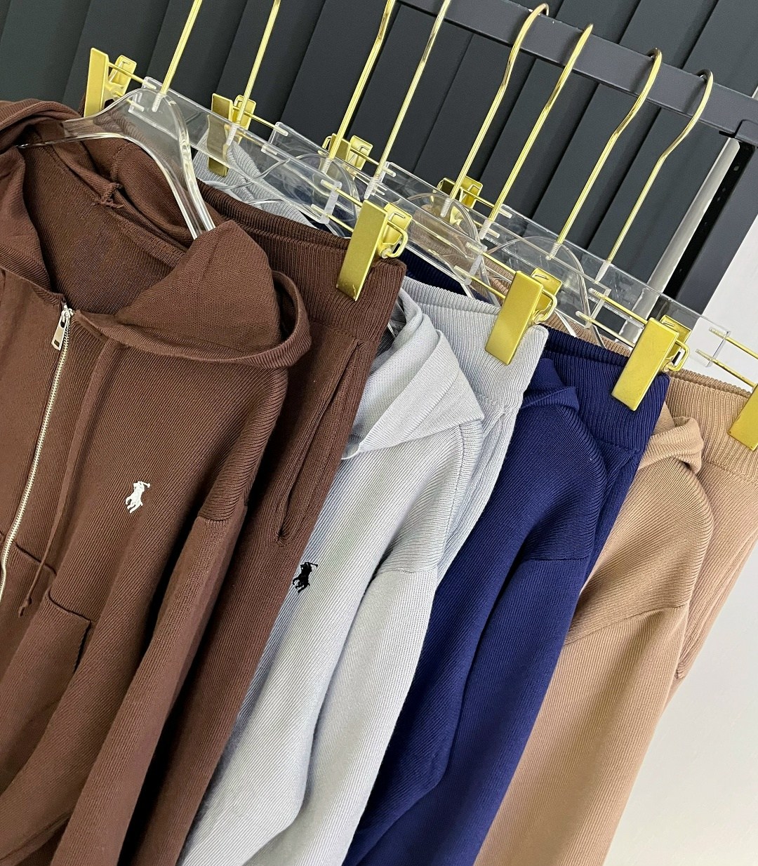 женский костюм,костюм двойка кашемир,трикотажный костюм,костюм из кашемира женский,костюм бежевый