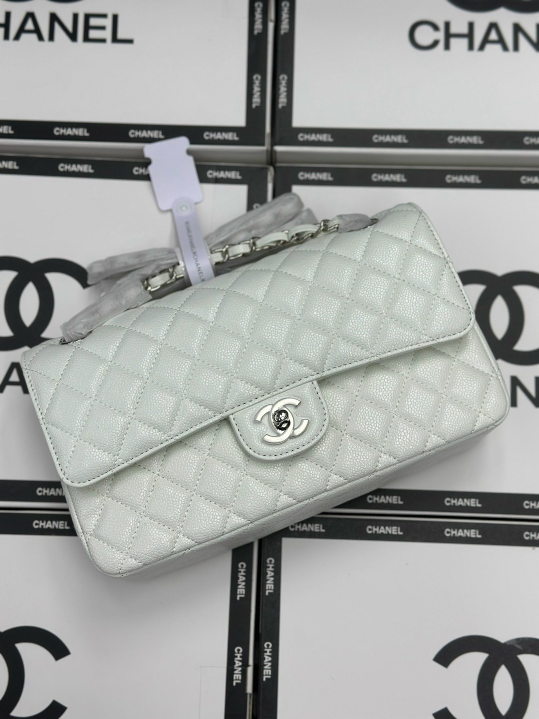 сумка chanel,женская сумка chanel,сумка шанель,chanel classic flap bag,сумка шанель оригинал