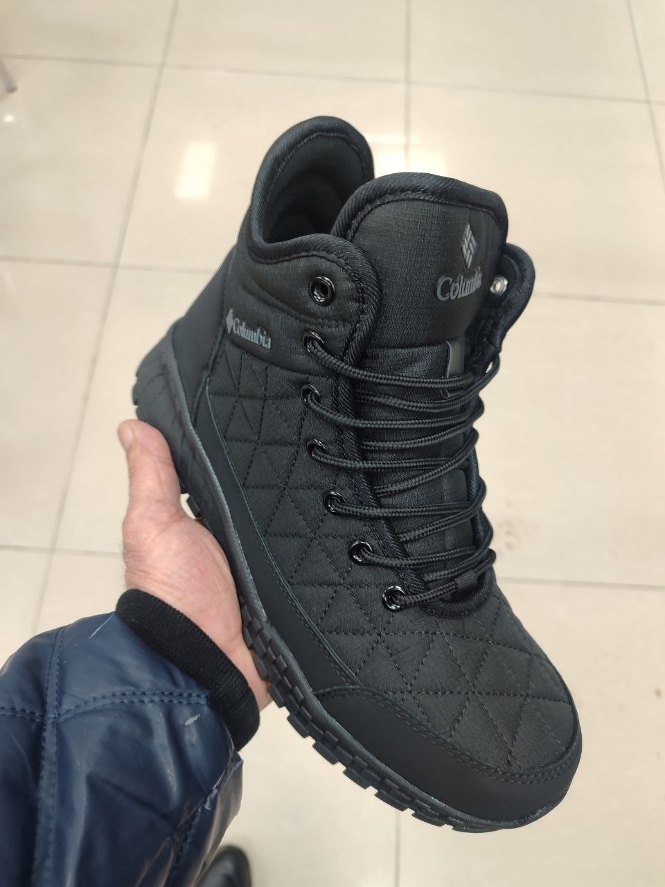 ботинки зимние columbia,,зимние кроссовки columbia,кроссовки мужские зимние columbia арт а402,кроссовки мужские зимние columbia
