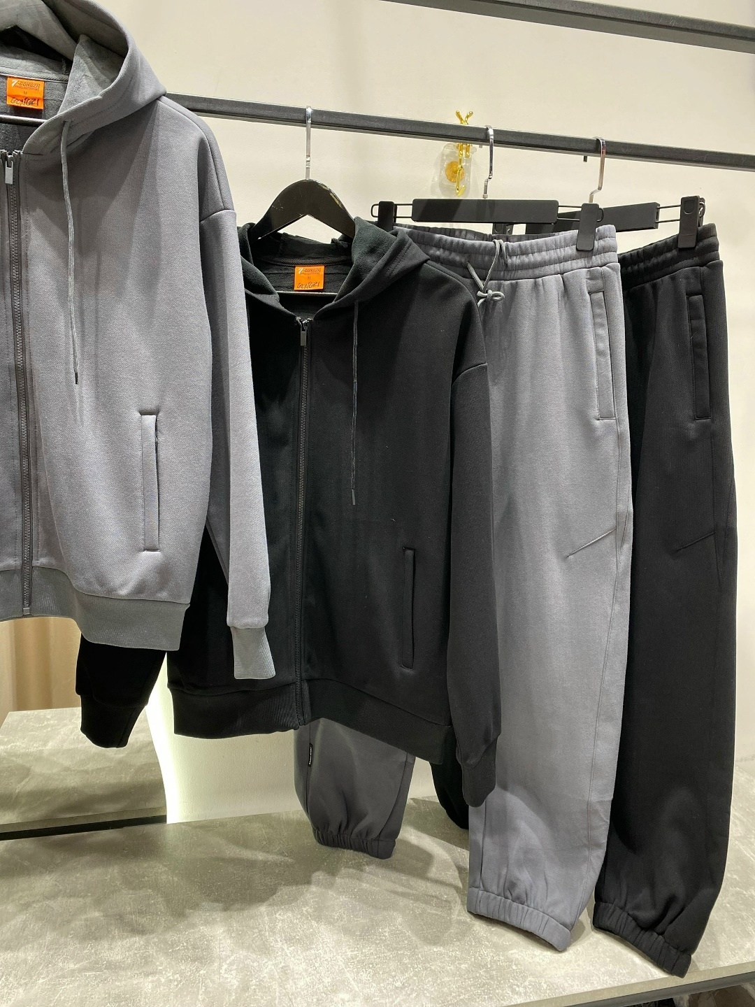 спортивный костюм,костюм спортивный мужской,костюм на флисе,костюм спорт шик,спортивный костюм brunello cucinelli