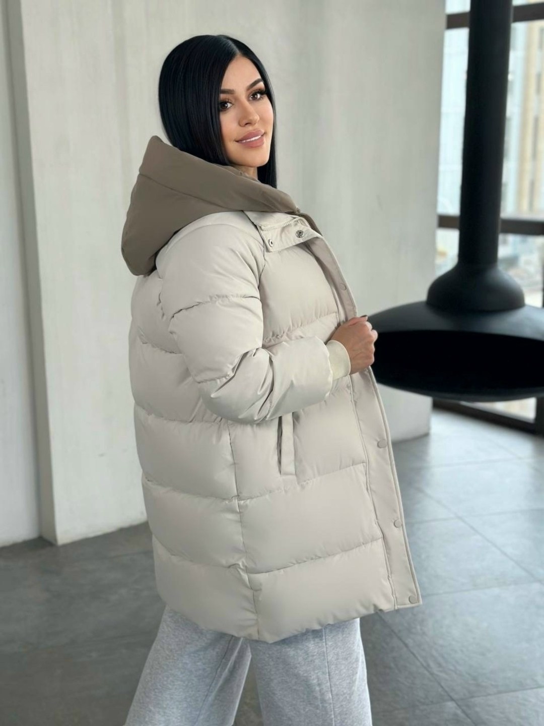 зимняя куртка,куртка женская,пуховик женский,куртка с капюшоном,удлиненные куртки