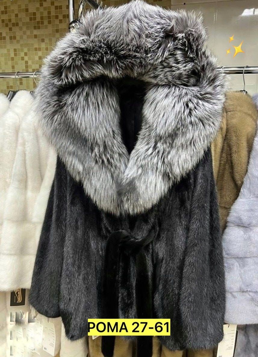 шубка из меха европейской норки с капюшоном из меха чернобурки,норковая шуба с капюшоном из чернобурки,шубка из меха европейской норки с капюшоном из меха чернобурой,шуба норковая с капюшоном из черно