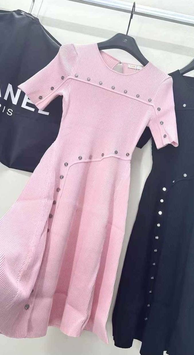 женское трикотажное платье,трикотажное платье,платье женские,женское трикотажное платье с короткими рукавами,платье в стиле