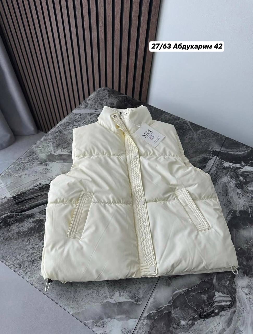 пуховой жилет,жилетки женские,жилет женский,теплый жилет,стильная женская жилетка