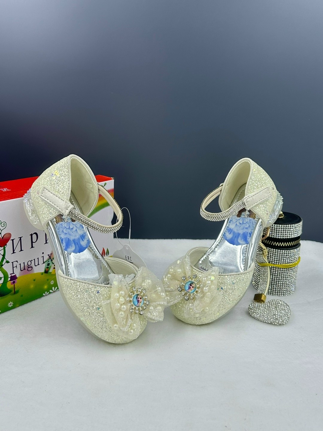 туфли принцессы,туфли для девочек,нарядные туфли для девочек,нарядные туфли,детские туфли для девочек