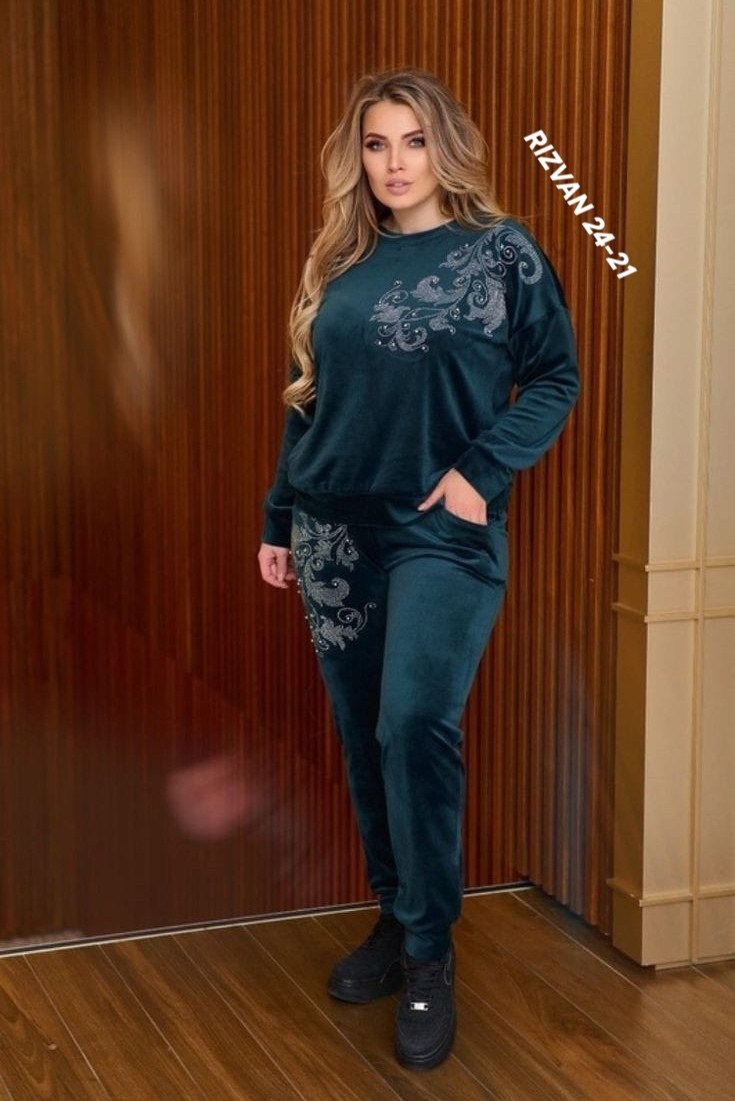 велюровый костюм больших размеров,костюм женский велюровый,велюровый спортивный костюм больших размеров,спортивный велюровый костюм,велюровый костюм женский для дома