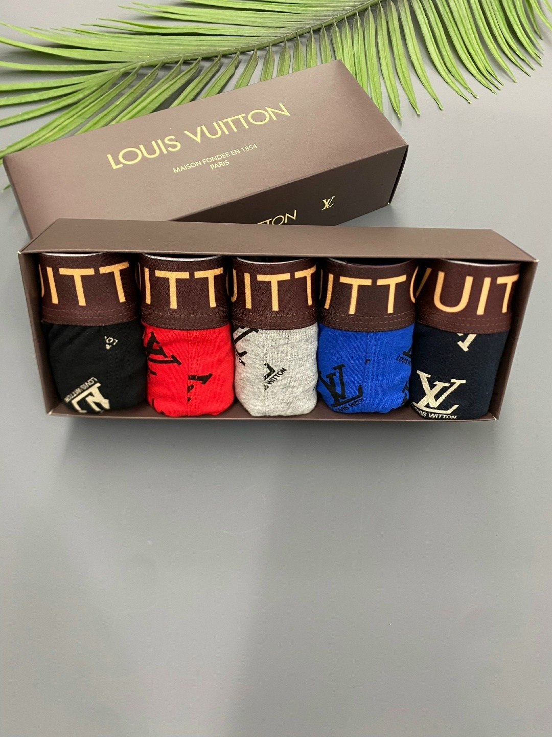 трусы louis vuitton,луи виттон трусы мужские,трусы брифы louis vuitton,трусы боксеры louis vuitton,комплект трусов мужских