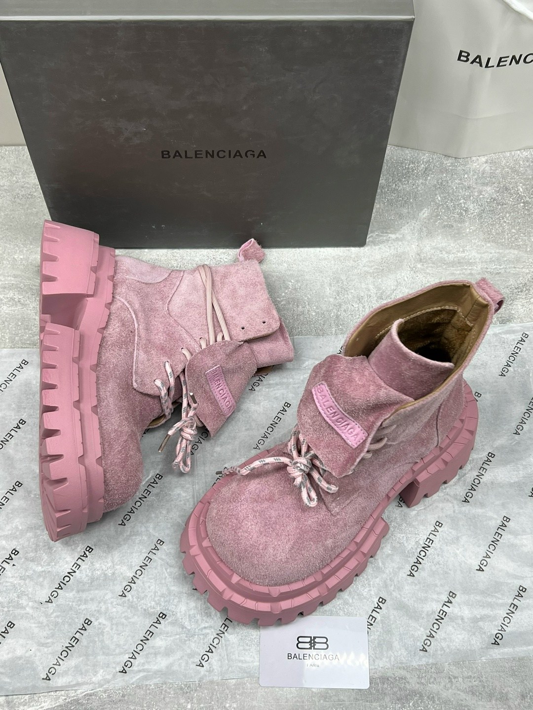 ,женские ботинки,ботинки осенние balenciaga,замшевые ботинки,ботинки осенние balenciaga balenciaga розово-пурпурный