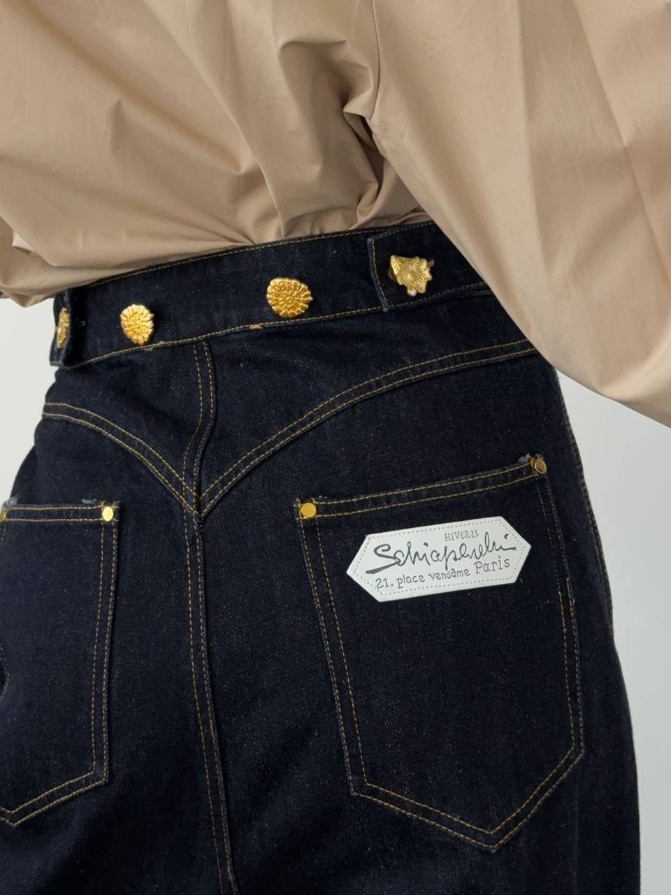 брюки джинсы широкие,женские джинсы,брюки модные,широкие брюки,джинсы с широкими штанинами