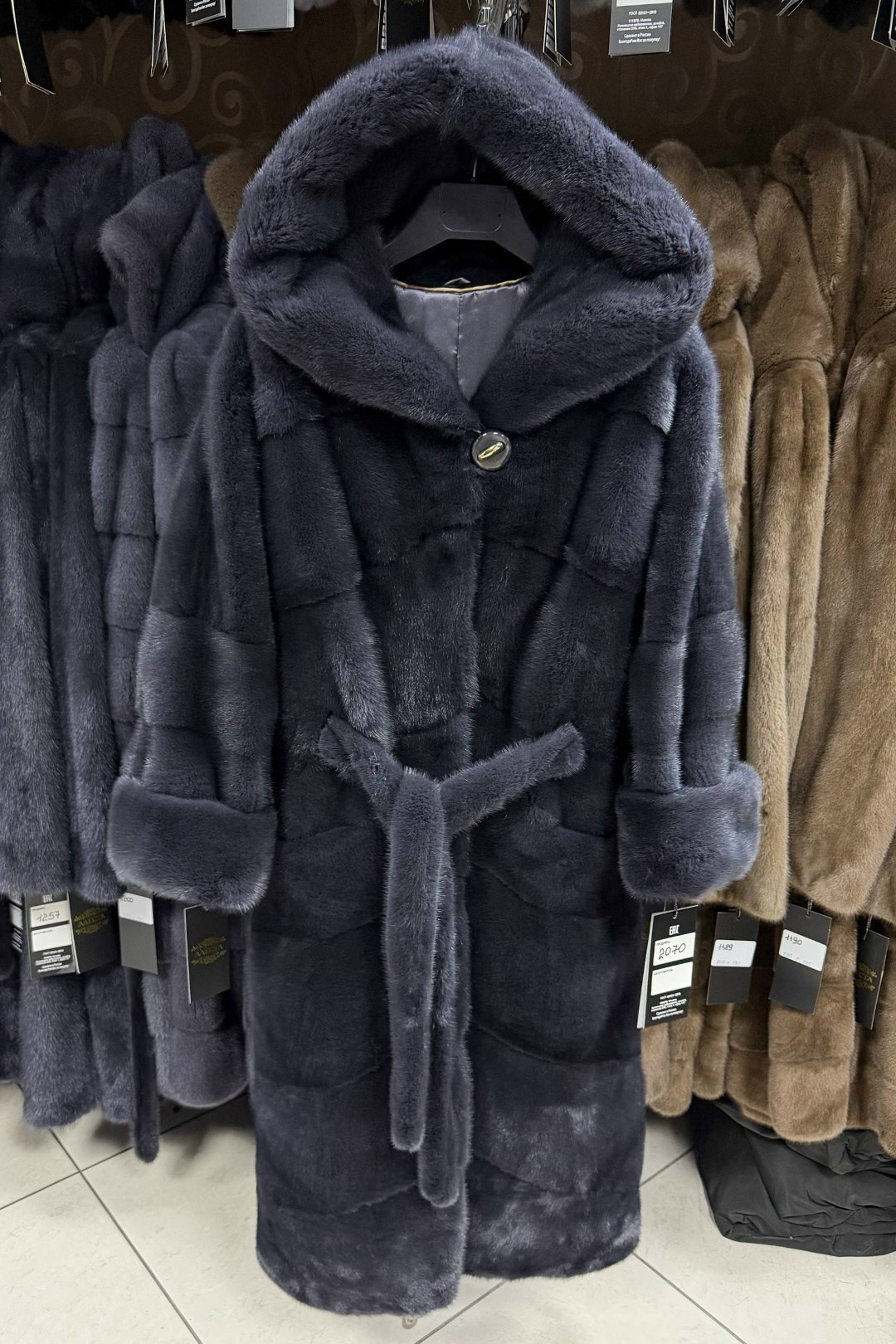 норковая шуба,шуба норковая с капюшоном,шуба норковая сапфир с капюшоном,шуба bffur из натурального меха норки,шуба норка