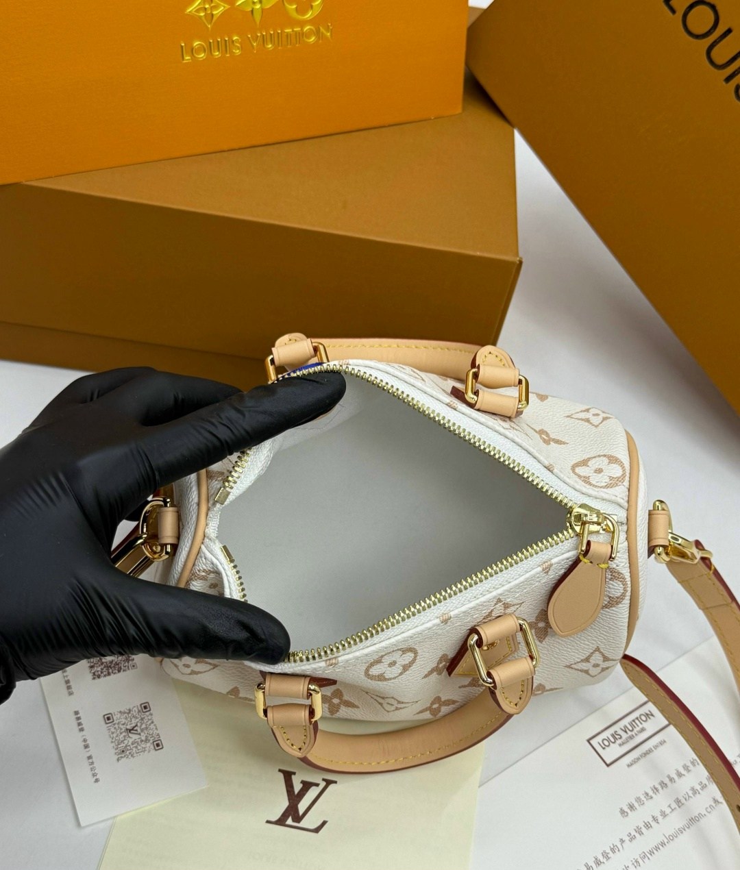 louis vuitton сумка на плечо,louis vuitton сумка,сумка багет луи виттон,модная сумка,женская модная сумка