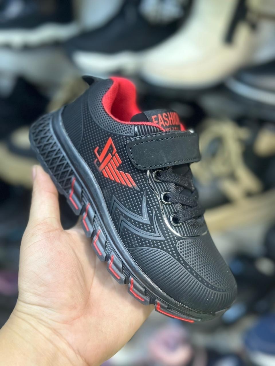 кроссовки,кроссовки мальчику,детские кроссовки,baas кроссовки,кроссовка детская