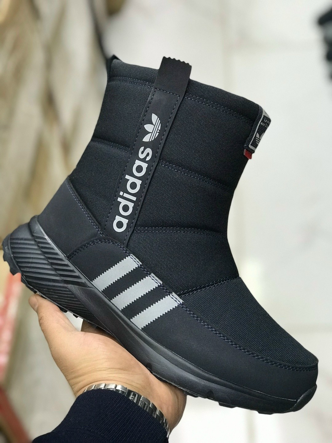 дутики мужские зимние адидас,дутики adidas,сапоги adidas зимние,угги адидас мужские зимние,дутыши мужские зимние адидас